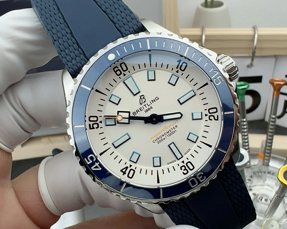 BLS廠復刻百年靈 Superocean 42 A17375E71G1S1 主圖片