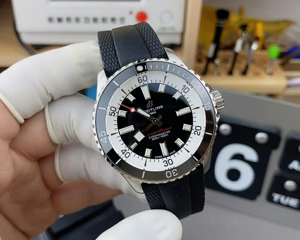 BLS廠復刻百年靈 Superocean 42 A17375211B1S1 主圖片